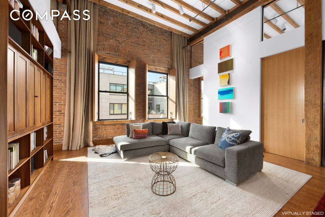 A transitional marvel redesigned and fully restored by noted architect Thomas Jensen, Apartment 514 at the Mill Building is perhaps Williamsburg s most coveted authentic loft.