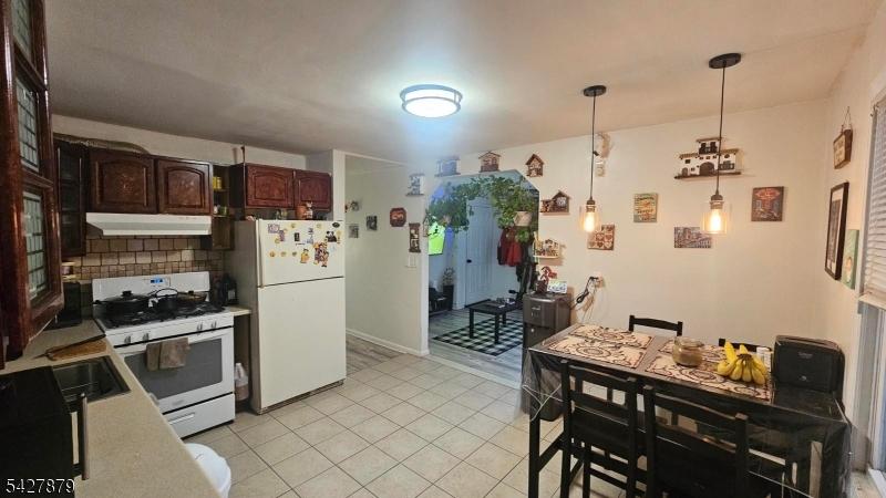 Eat in Kitchen