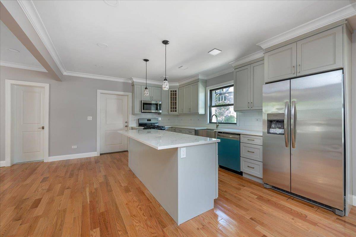 Completely renovated detached colonial style single family house located in North Riverdale.