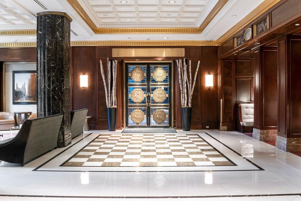 LOBBY - NORTH