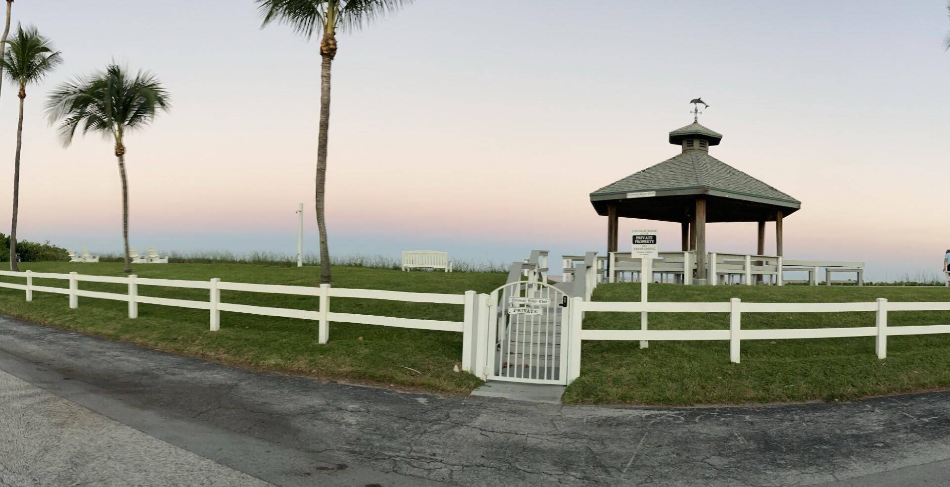Live the beach lifestyle in this boutique community nestled between A1A and Old Ocean Blvd.