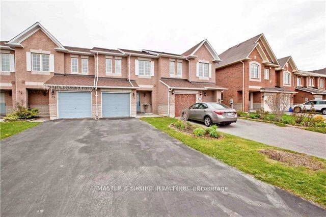 Beautiful 3 Brs 3 Washrooms Townhouse In Rouge Woods Community !