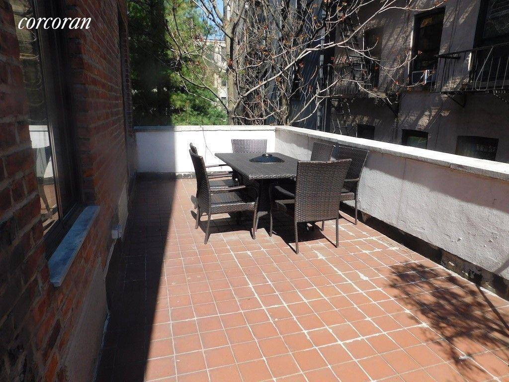 Sun Drenched large true 2 bed in an elevator building with a huge private 400 sq.