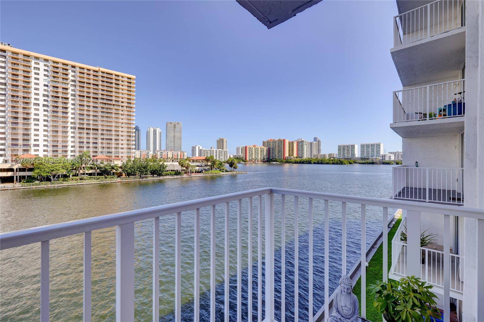 LOOK NO FURTHER ! FANTASTIC, WATERFRONT CONDO IN EASTERN SHORES, ONE BEDROOM, ONE AND A HALF BATH LOCATED IN GATED COMMUNITY.