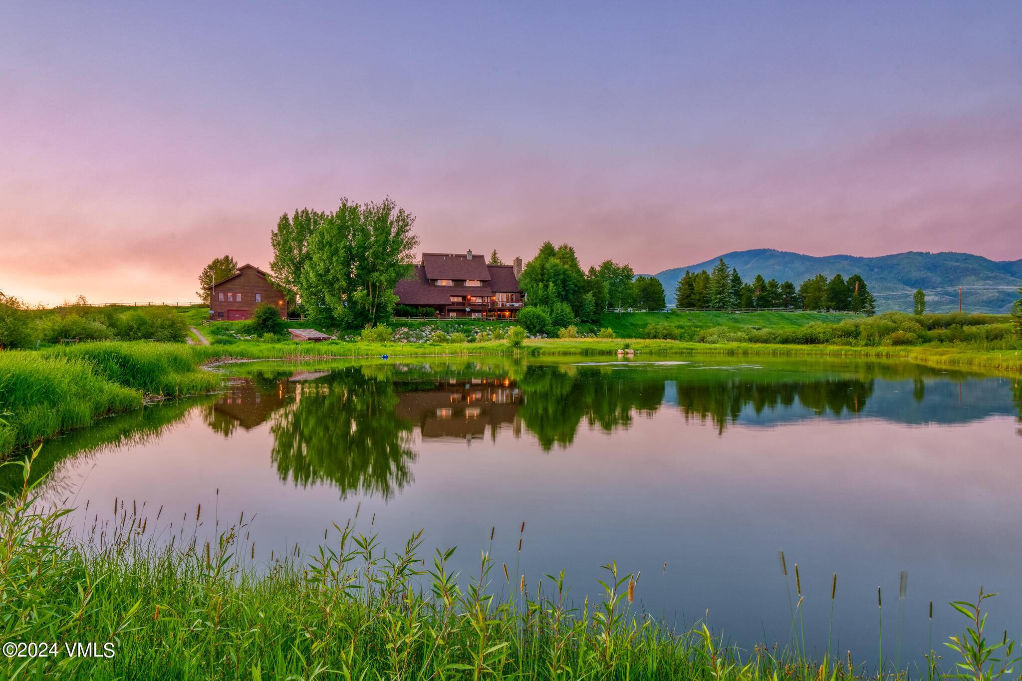 McKinnis Creek Ranch is a remarkable property on the Yampa River in the coveted south valley of Steamboat Springs.