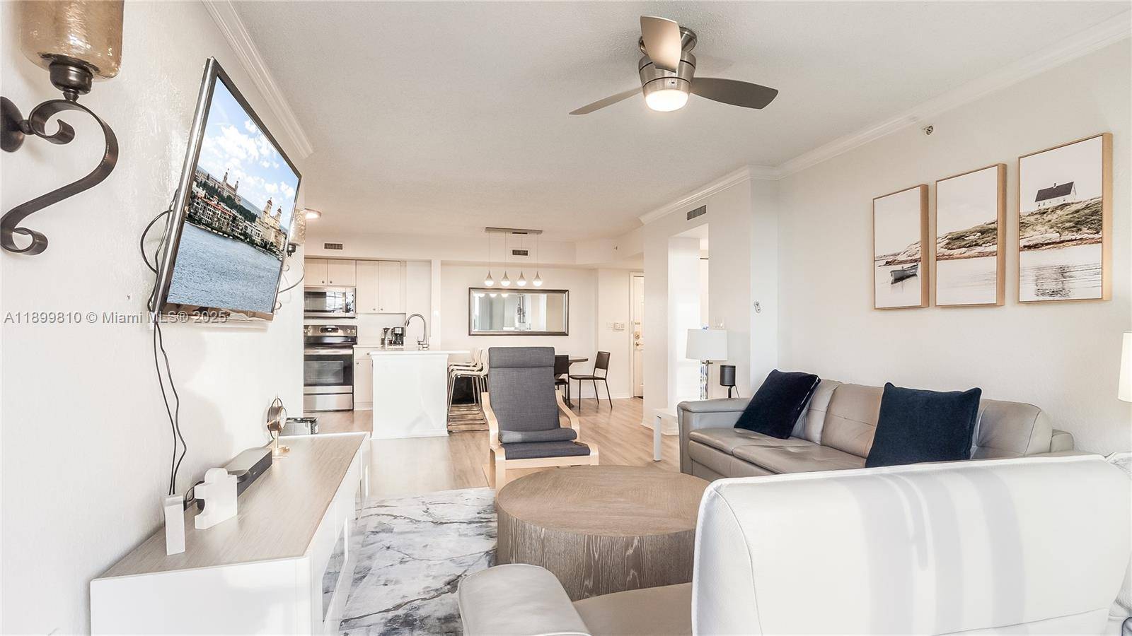 Flagler Pointe Unit 622 is a bright and updated 2 bedroom, 2 bath condo on the 6th floor with 1, 071 sq ft of living space, just minutes from Downtown ...