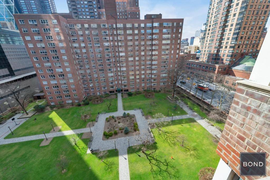 A convertible large one bedroom with a southern exposure overlooking an arcane, floral and private 2 acre garden in the most desirable area of Manhattan.