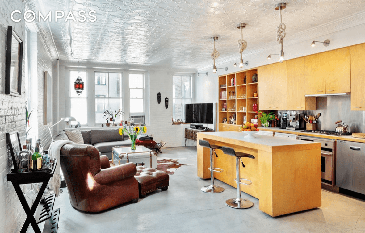 Classic and charming TriBeCa loft on the cobblestone block of North Moore Street.