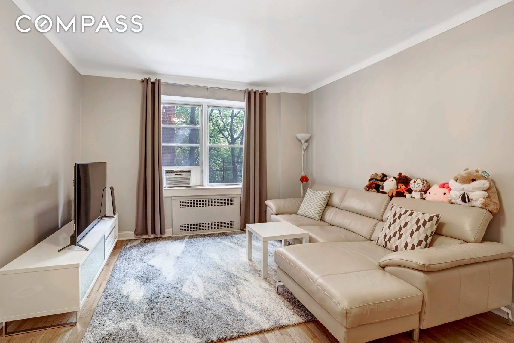 A beautifully renovated, move in ready one bedroom home.