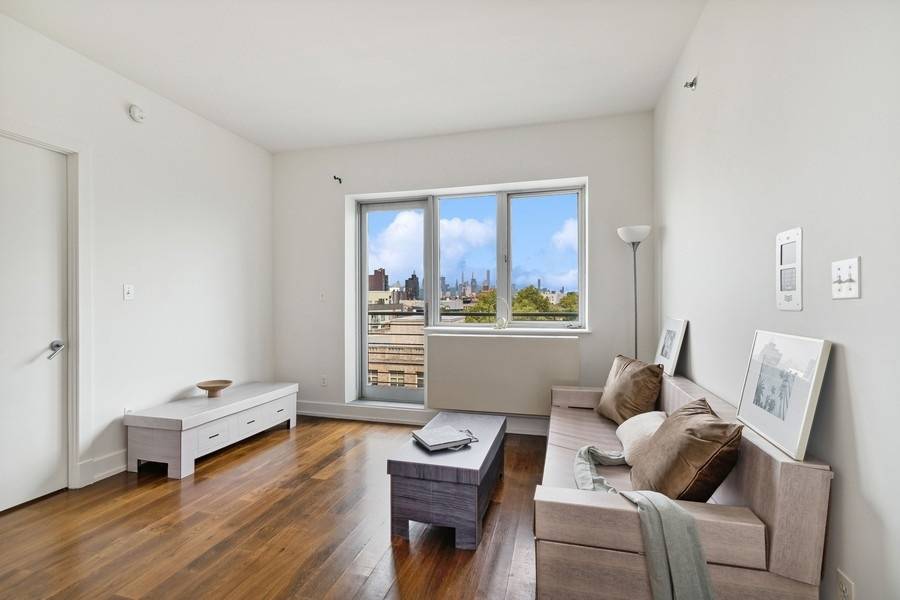 Brand new to the market an amazing LUXURY northwestern facing condo unit that comes with it's own PRIVATE Manhattan skyline view BALCONY largest balcony on that side of the building ...