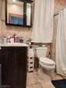 1st Flr Bathroom