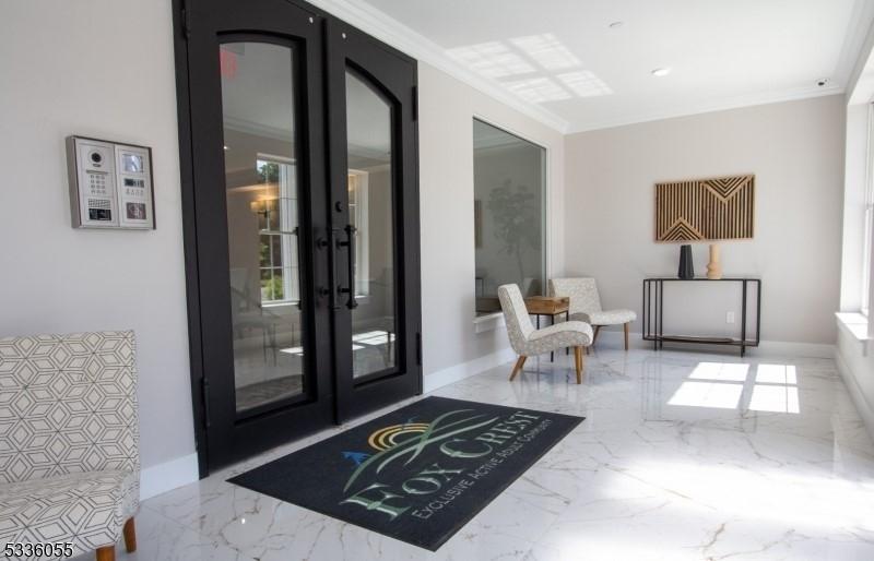 Entry w Audio Visual Intercom