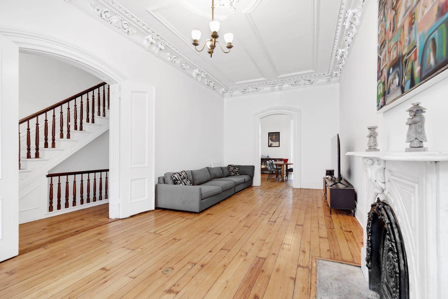 Live in this West Village beauty, available as an upper Parlor triplex.