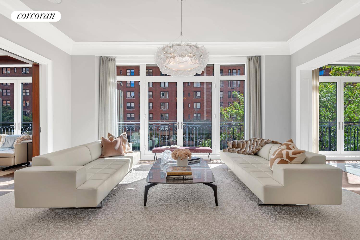 Extraordinary features come together in this stunning 7 room full floor condominium on the Upper East Side's 'Gold Coast' overlooking Park Avenue.