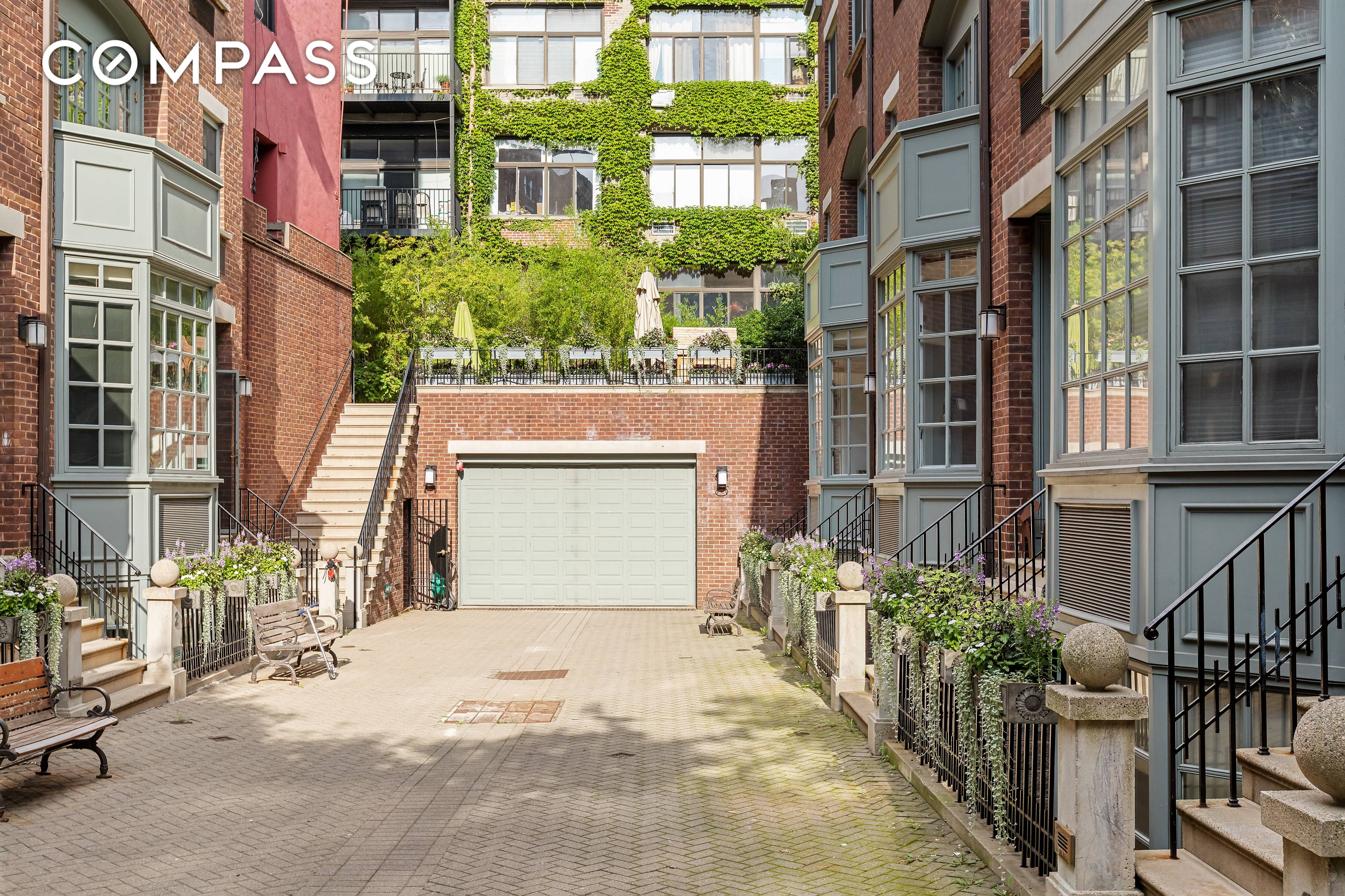 Available for immediate occupancy and parking spot included Situated in the private gated community that is the West Village Mews sits this 20 wide, single family townhouse.