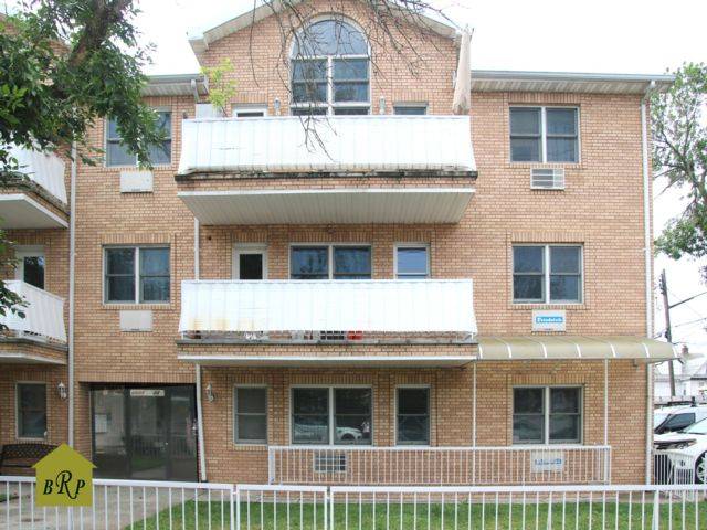 Sheepshead Bay off Avenue Z amp ; East 24 Street Boutique condominium built in 2000 with 6 units !