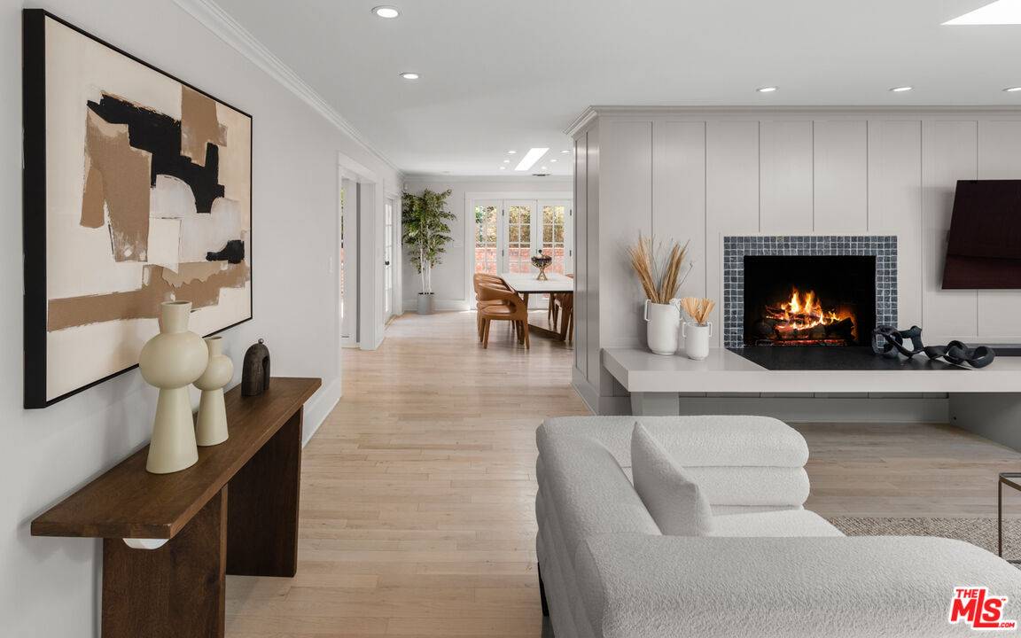 9520   Gloaming Dr 3BR Beverly Hills Post Office | B.H.P.O. La