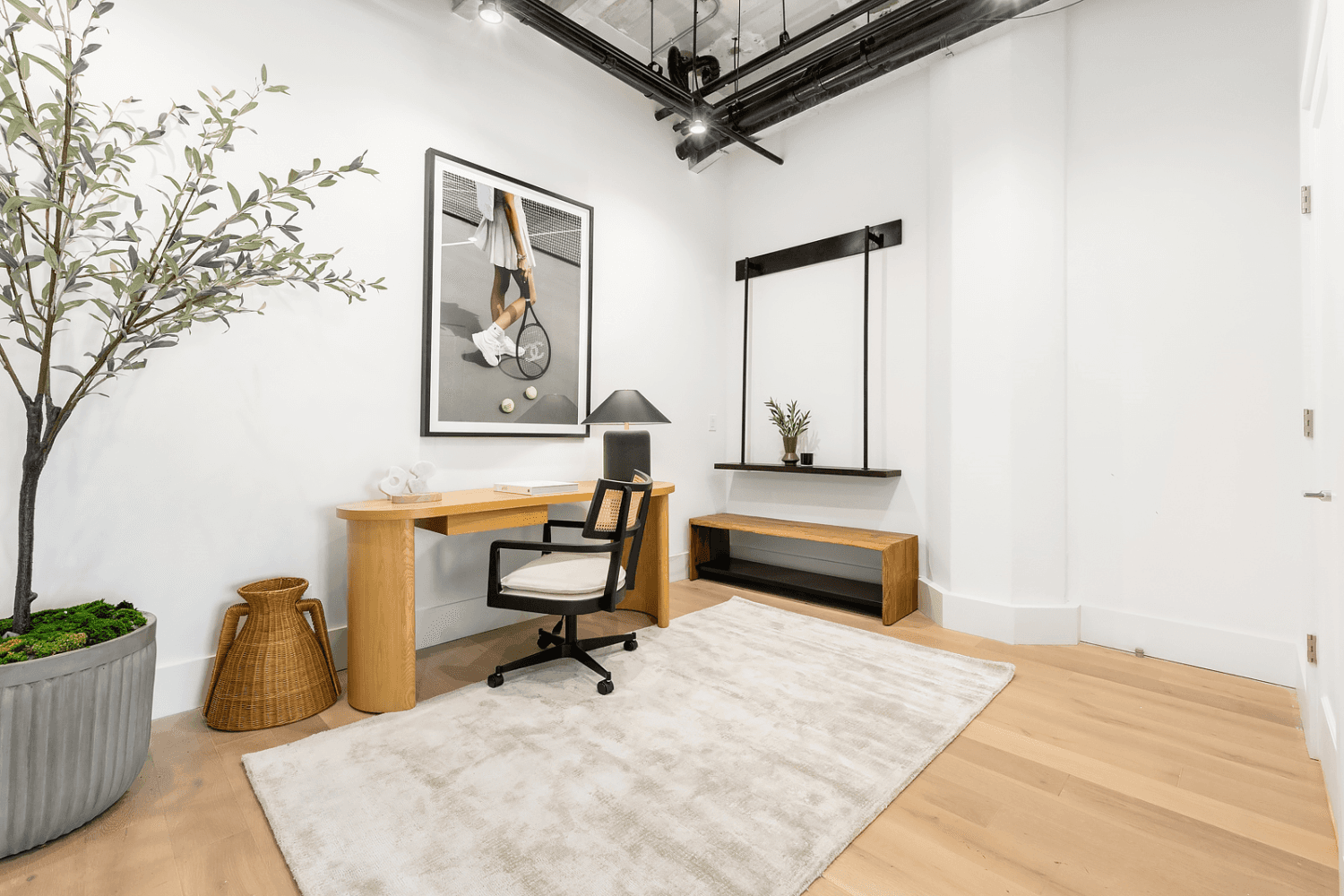 Experience a luxurious rental lifestyle in one of the city's most desirable waterfront neighborhoods in this impeccably crafted 3 bedroom, 2 bathroom corner apartment at Williamsburg Lofts.