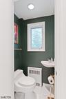 1/2 Bathroom