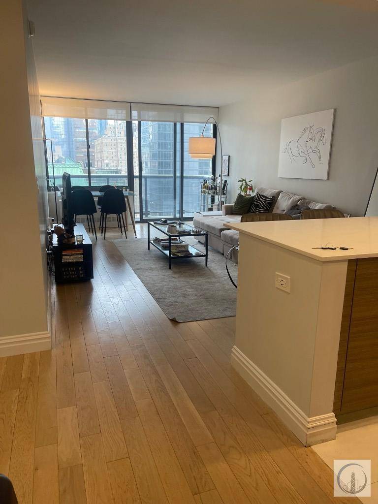Available from May 1st to June 30th 2 months for a short term lease, this furnished apartment offers a sunny two bedroom, two bathroom layout with a private balcony and ...
