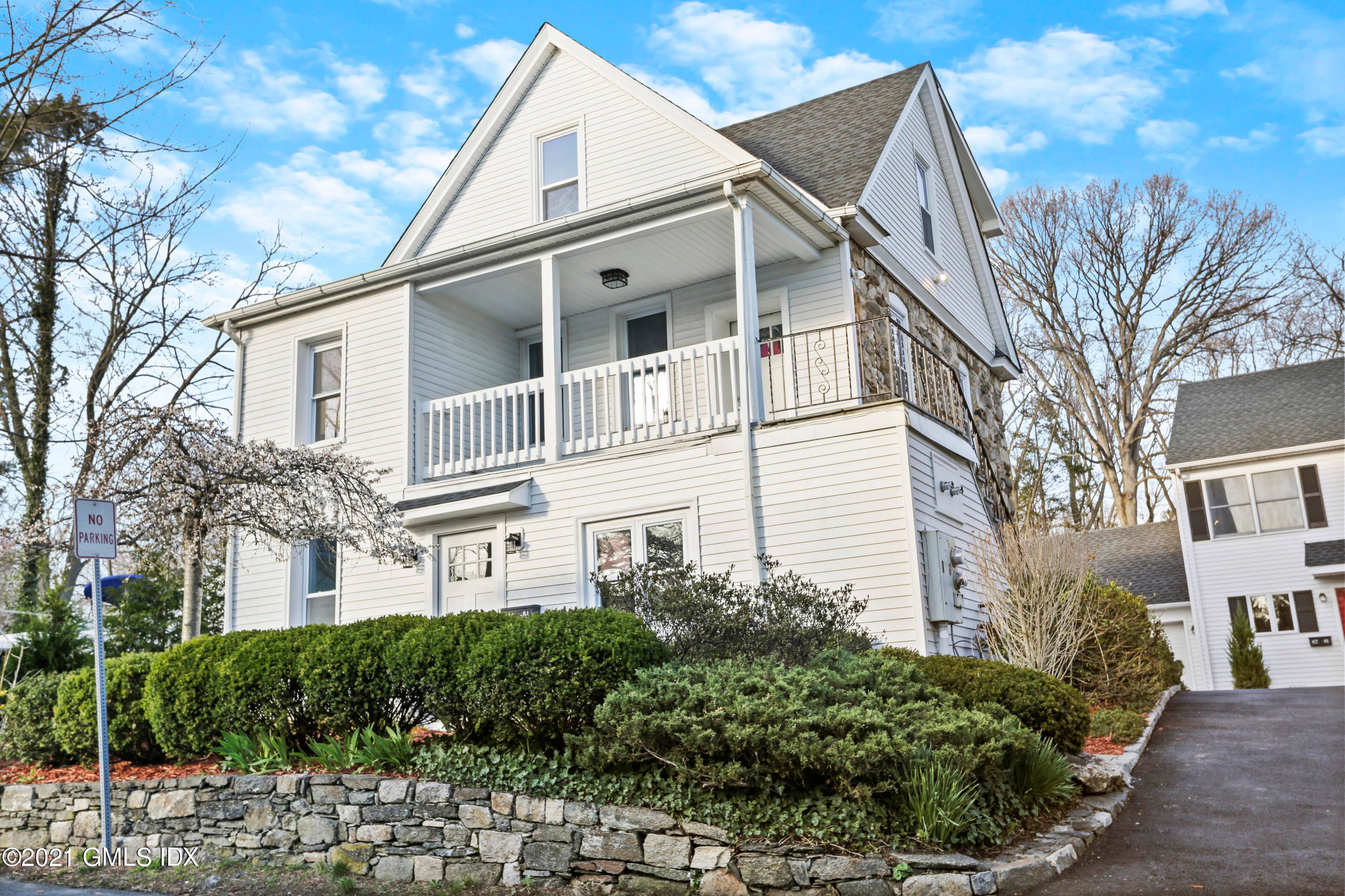 Absolutely charming and completely renovated ground floor 1 bedroom unit with washer dryer and off street parking is located in the heart of Cos Cob.