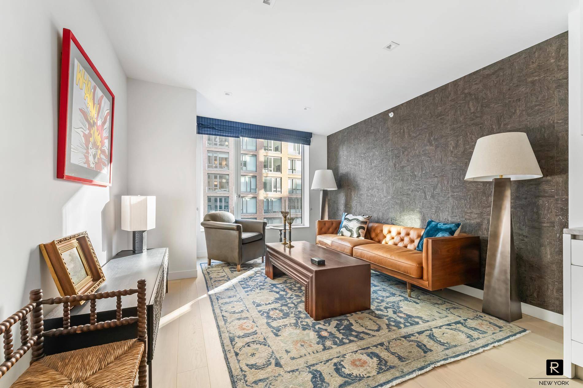pictures are virtually stagedDiscover the epitome of luxury living in Tribeca positioned along Tribeca s historic waterfront.