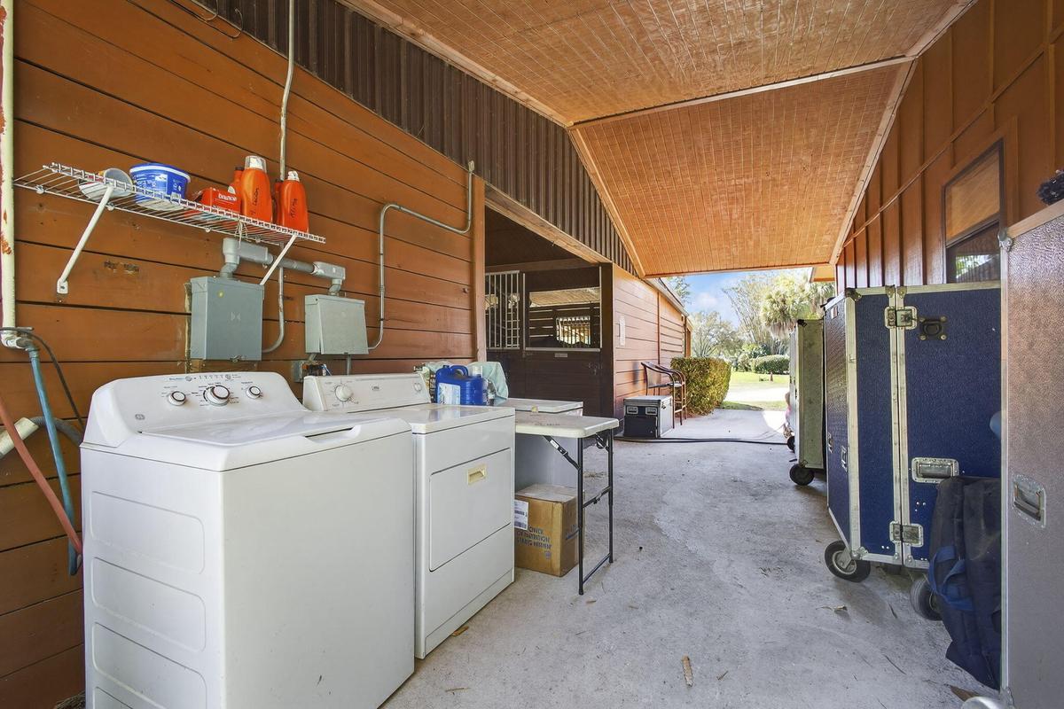 Barn breezeway