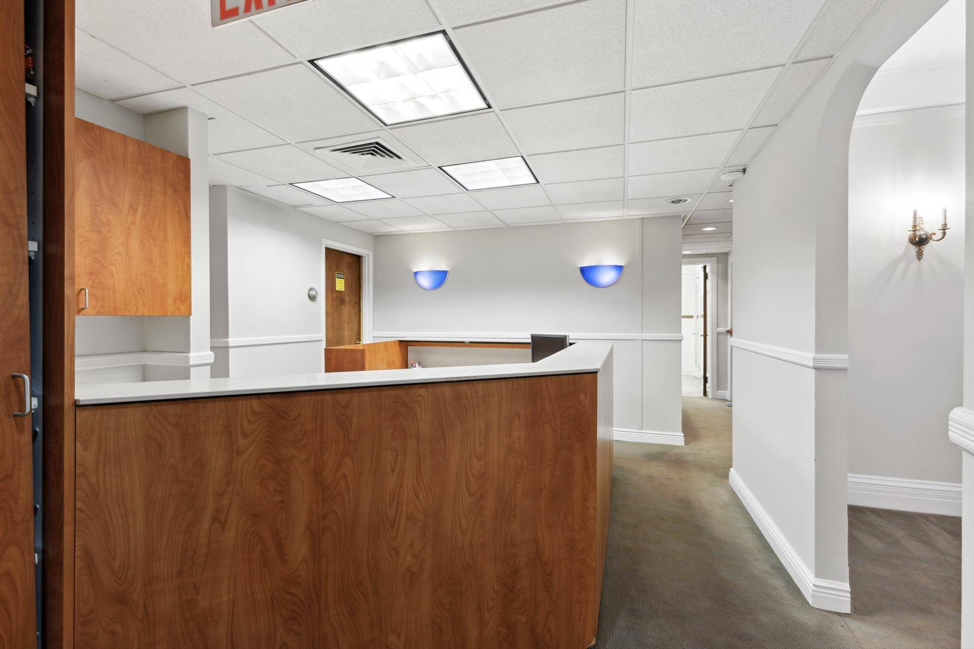 Elegant white glove co op perfect for Residence or Medical Office.