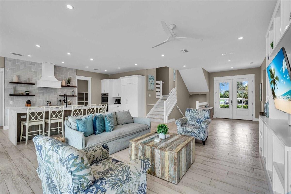149 McKinley Drive, Sarasota, FL 34236