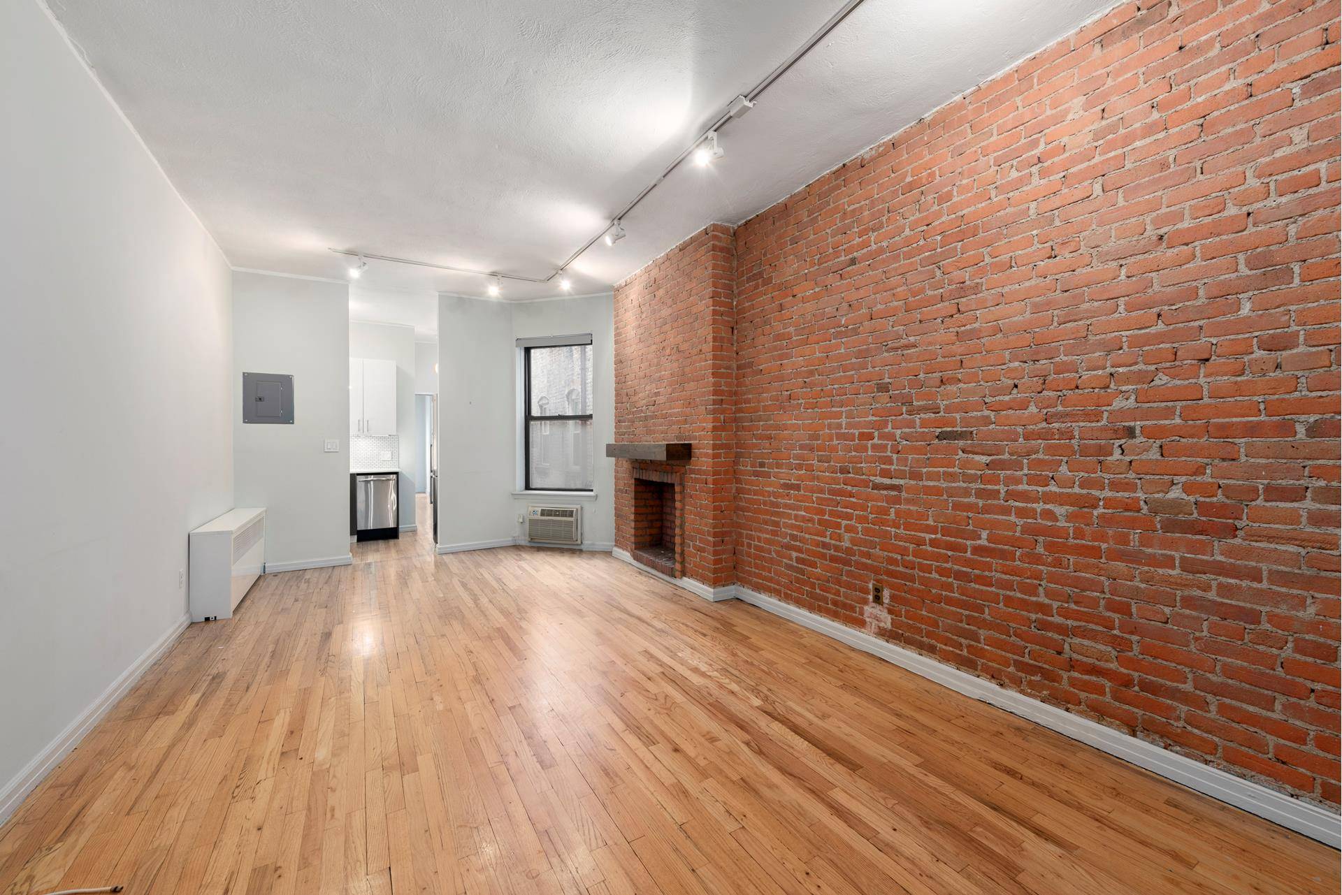 Meticulously renovated one bedroom in boutique coop.
