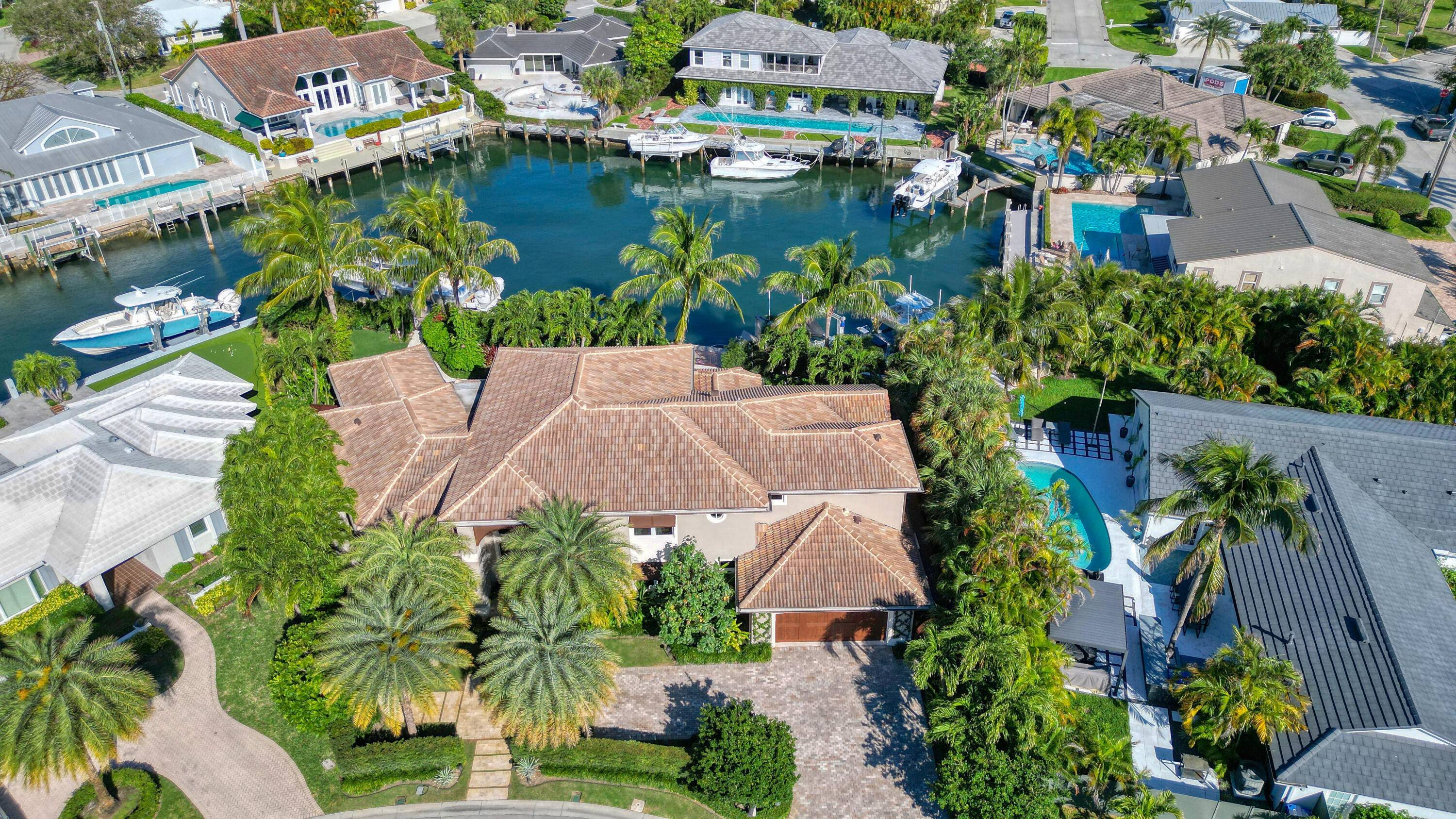 Experience unmatched elegance and modern sophistication at this waterfront estate fully renovated in 2019.