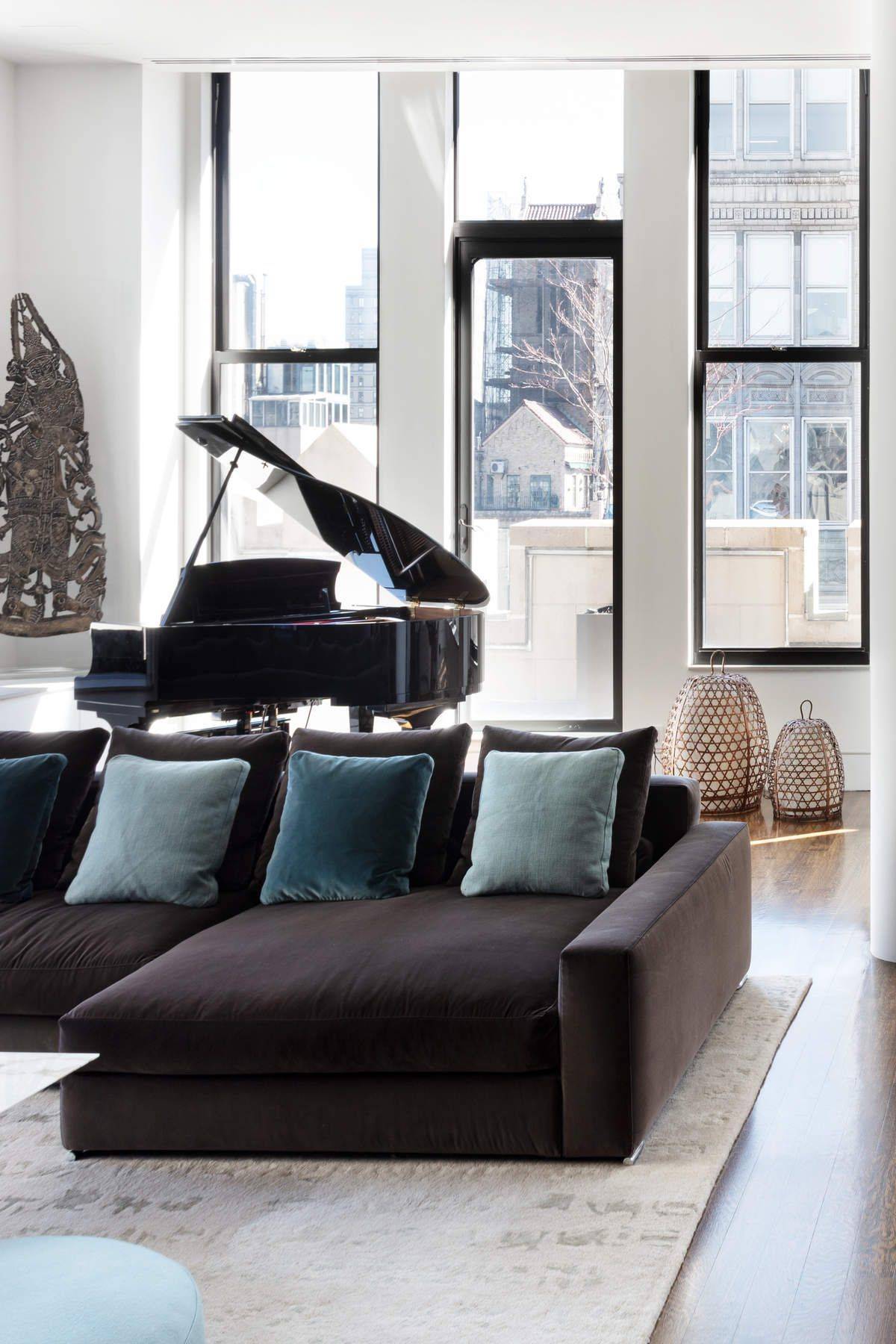 One of New York City's most extraordinary condominium penthouses located in the exciting Flatiron District, this grand loft like space encompasses approximately 4000 sq.