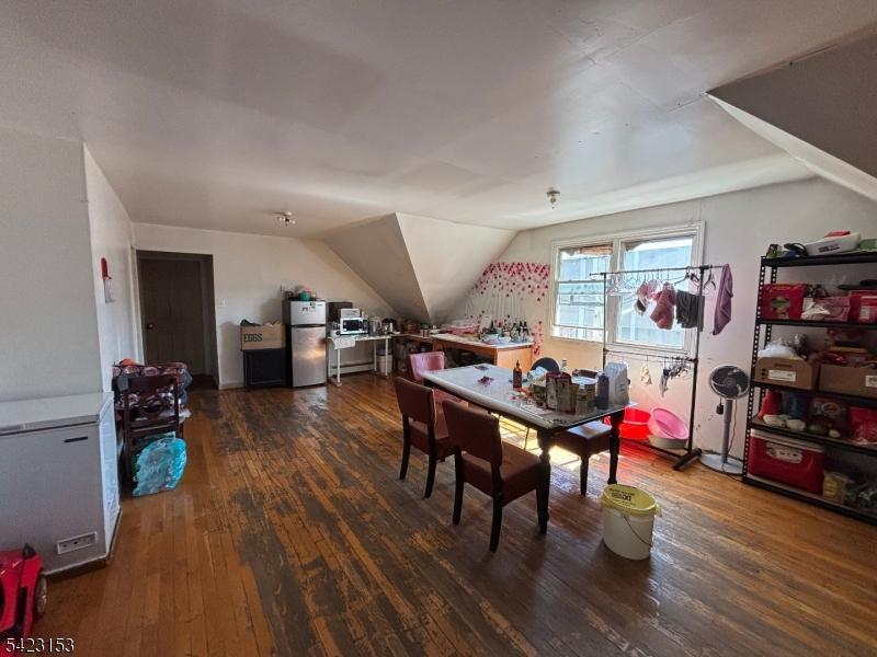 3rd level apartment