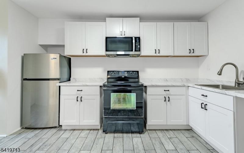 1st floor kitchen