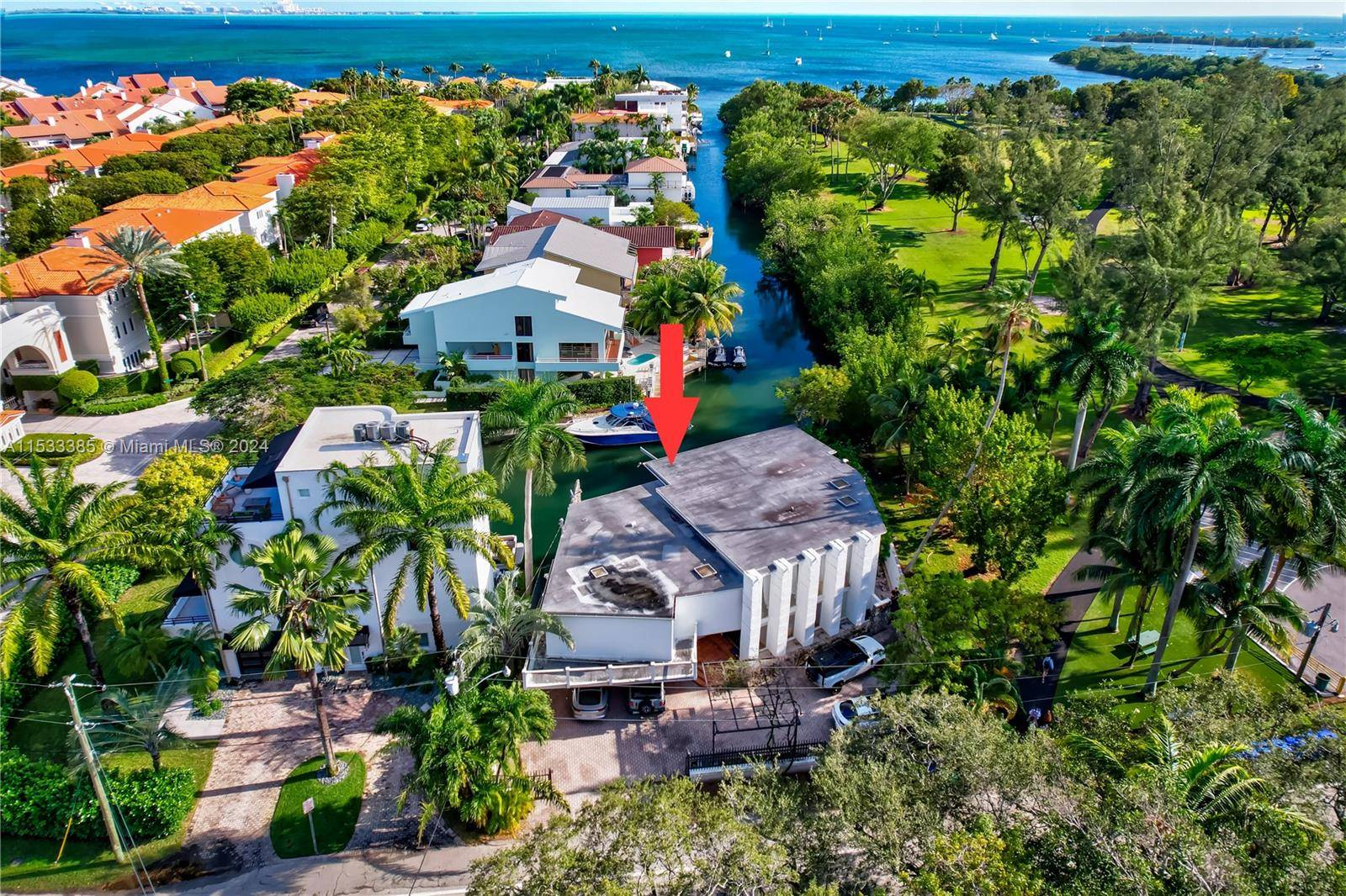 Welcome to your new waterfront paradise in Coconut Grove.