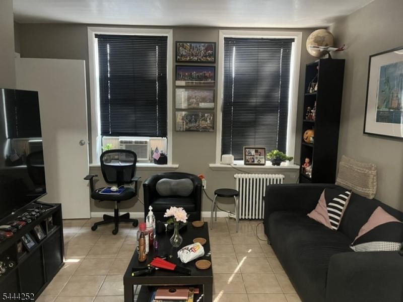 3 floor rear