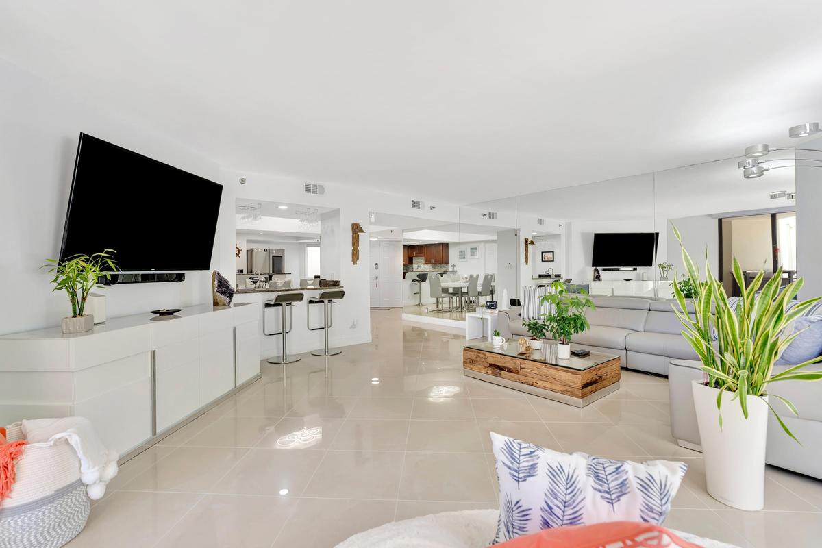 Spacious Living Room