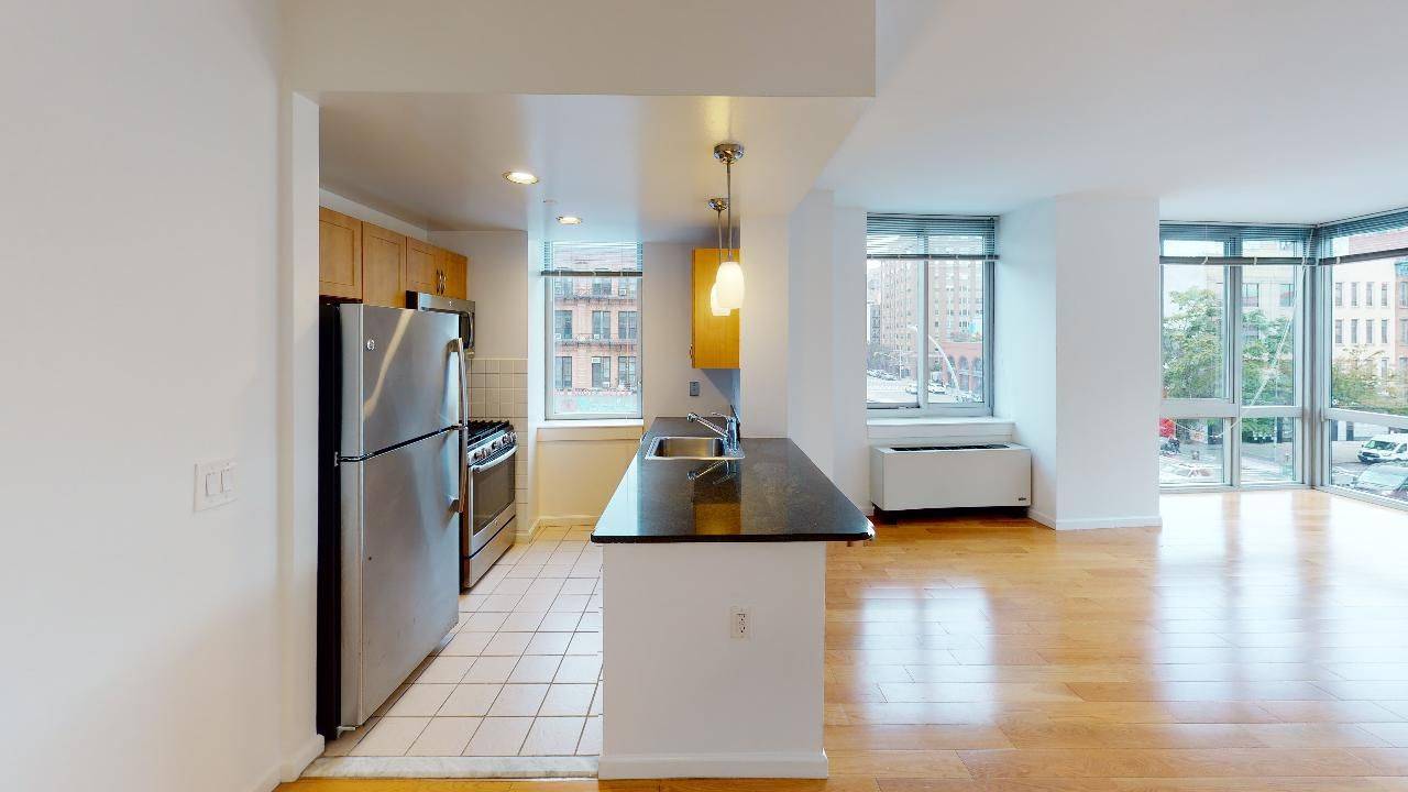 This stunning 2BR 2BA features split bedrooms, a large open kitchen, an in home washer and dryer, multiple closets, and floor to ceiling windows.