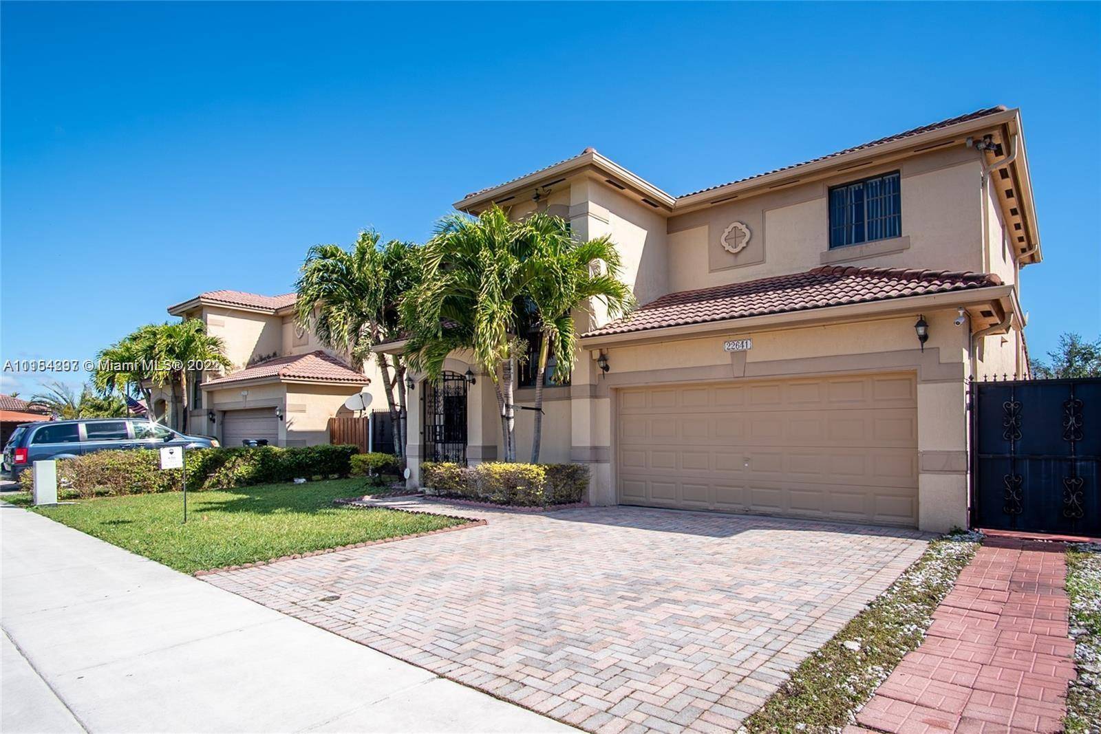 Beautiful 2 story home in Cutler Bay.