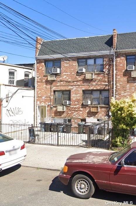 Excellent 6 Family Investment Property in Corona, Queens !