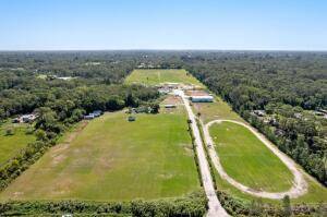 Location ! Property was cleared years ago for a vegetable farm, it has been a sunflower maze and now it is partially used as a stick and ball field for ...