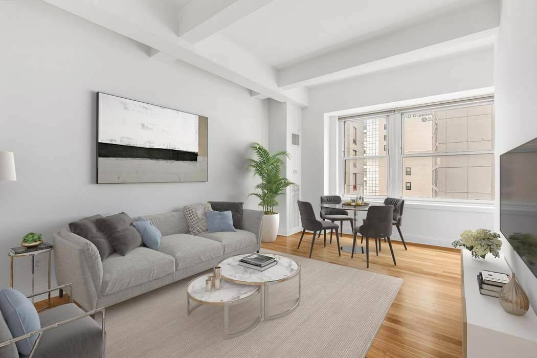 Very Motivated Seller ! GREAT INVESTMENT PROPERTY Bring Offers Convertible one bedroom condo with Market Rate tenant lease ends August 1, 2023 Excellent location near transportation at Greenwich Street at ...