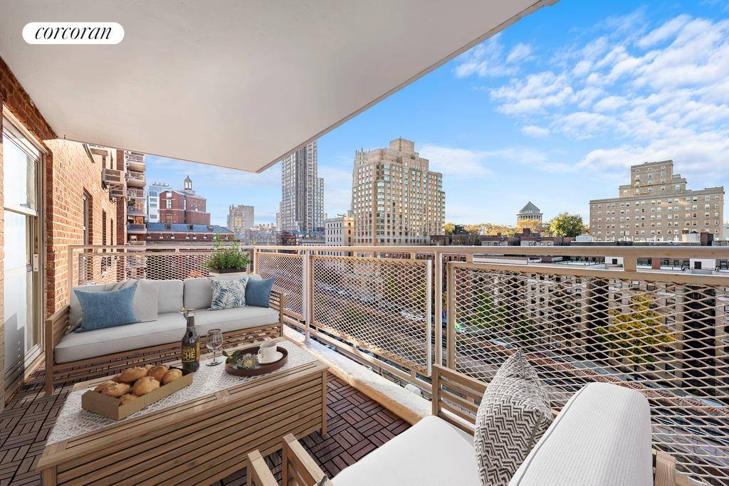 A unique opportunity to purchase a spacious 1 bedroom apartment with an oversized terrace with a view overlooking the cityscape and the Hudson River.