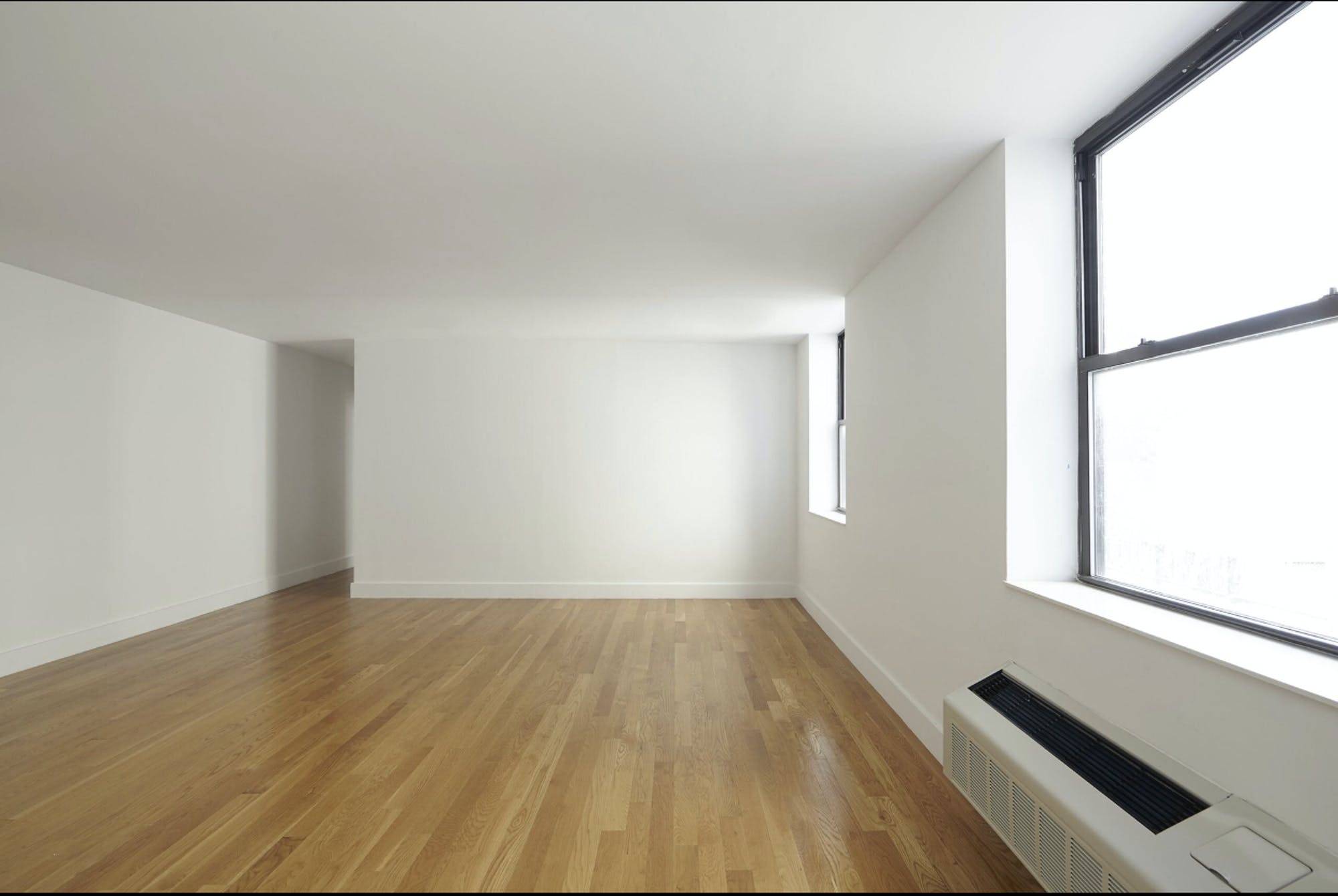 Welcome to Lofts QB ! This spacious 3 bedroom apartment is bright and sunny as it is refreshingly large.
