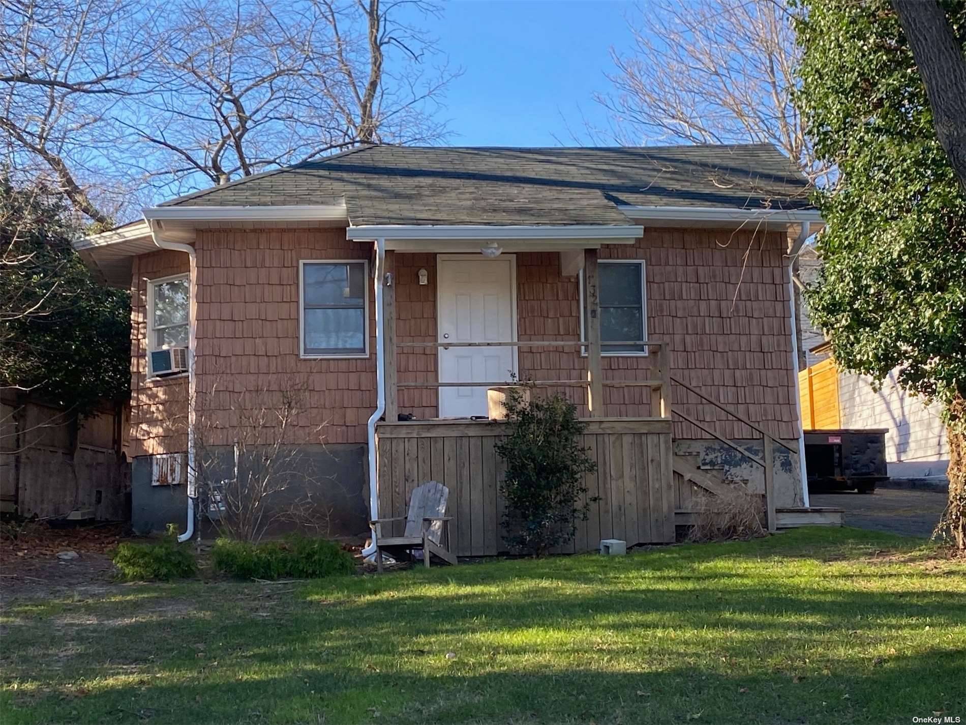 Updated 2 bed 1 bath cottage close to all, new tiled bath, kitchen, carpet, paint, basement, Gas heat, rear yard, no smoking or pets, credit check and references please.