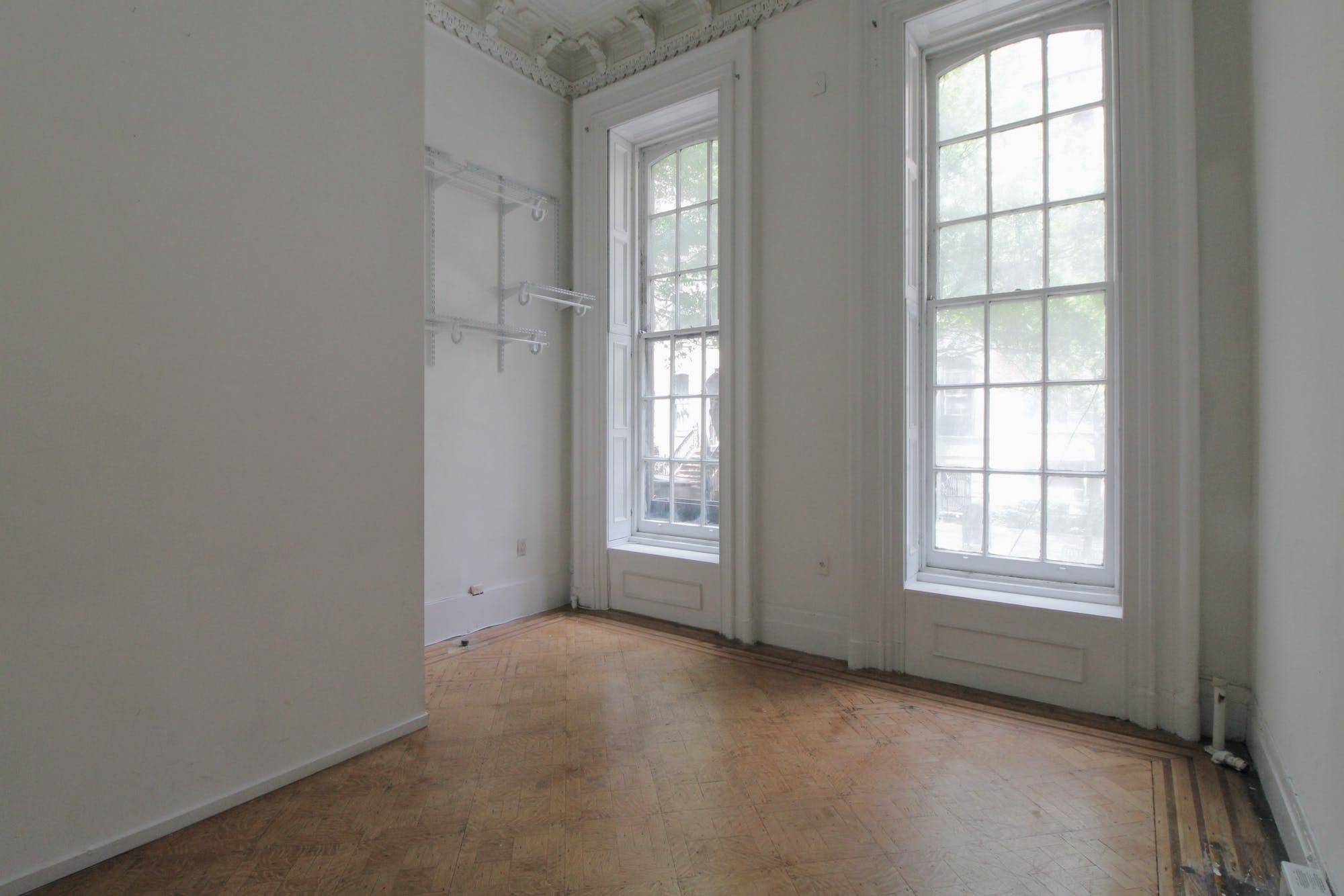 Enjoy close to 1, 000 SF of living space on the second floor of a brownstone in Murray Hill.