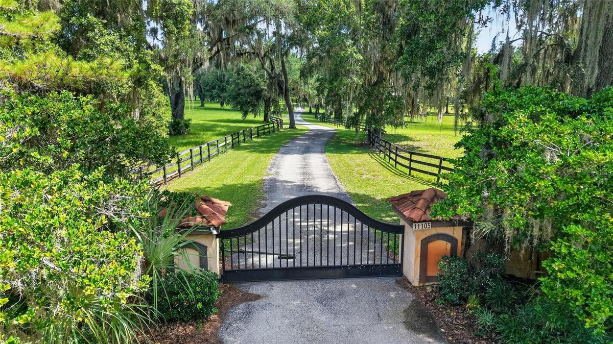 Private, Secure Automatic Gate Entrance