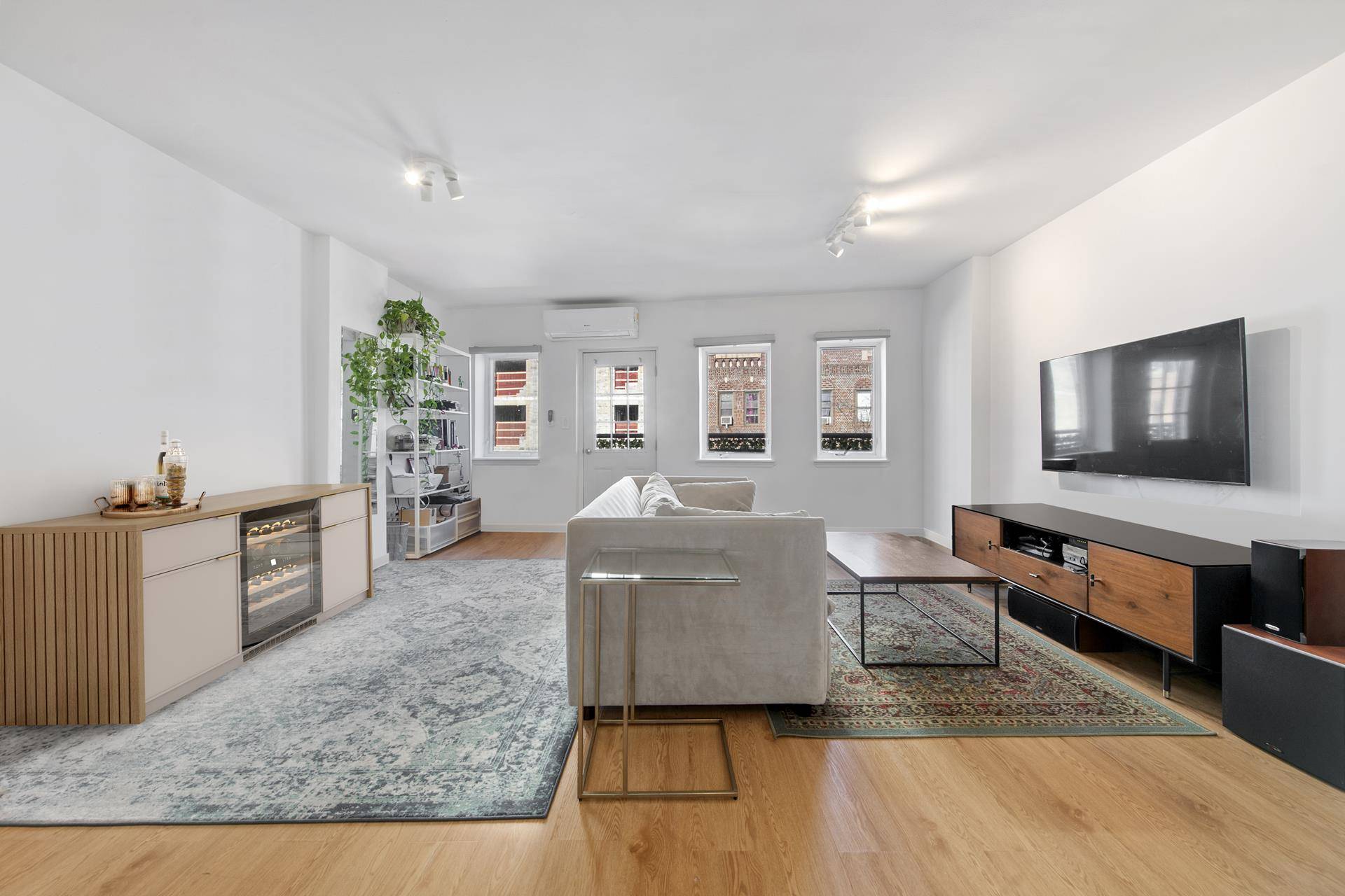 Experience the beauty of nature with this exquisite two bedroom, two bathroom condominium situated in the highly sought after Crown Heights neighborhood.