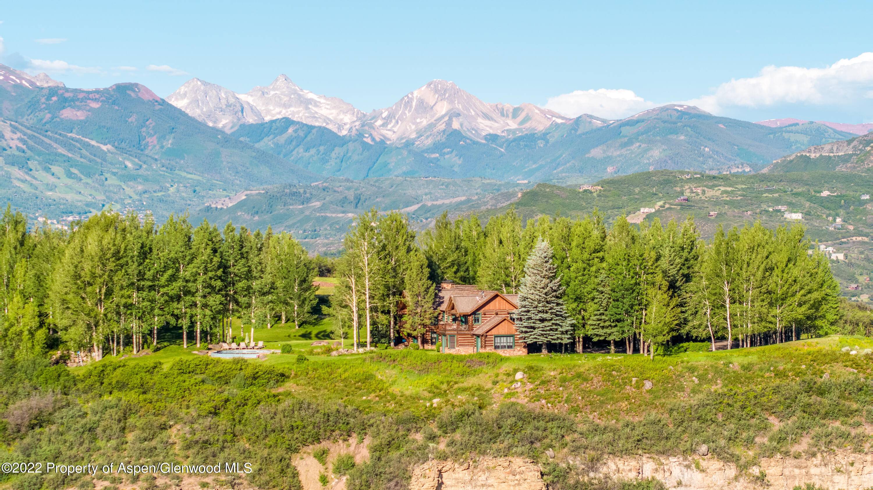Sited on over 36 acres and only minutes from downtown Aspen, Bear Paw Ranch is the embodiment of refinement and luxury in the American West.