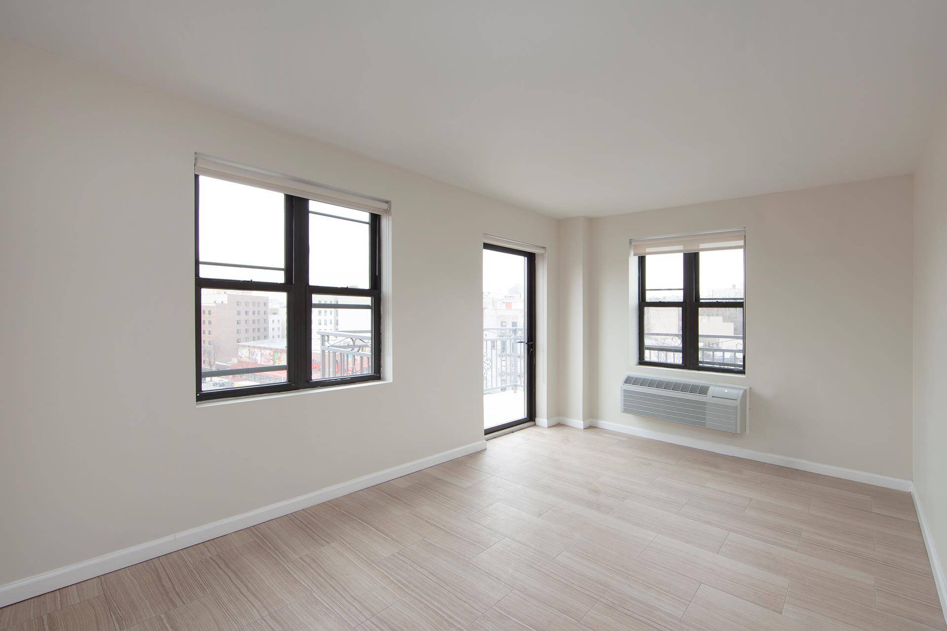 Brand new modern 2 BDR with a massive shared terrace in the brand new elevator building !